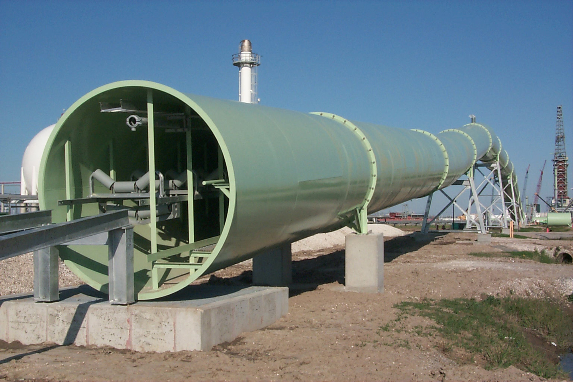 MAP PET COKE IN A PIPE - Garyville, LA